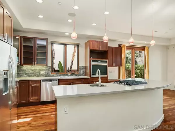 Coronado, CA 92118,1510 Ynez Place