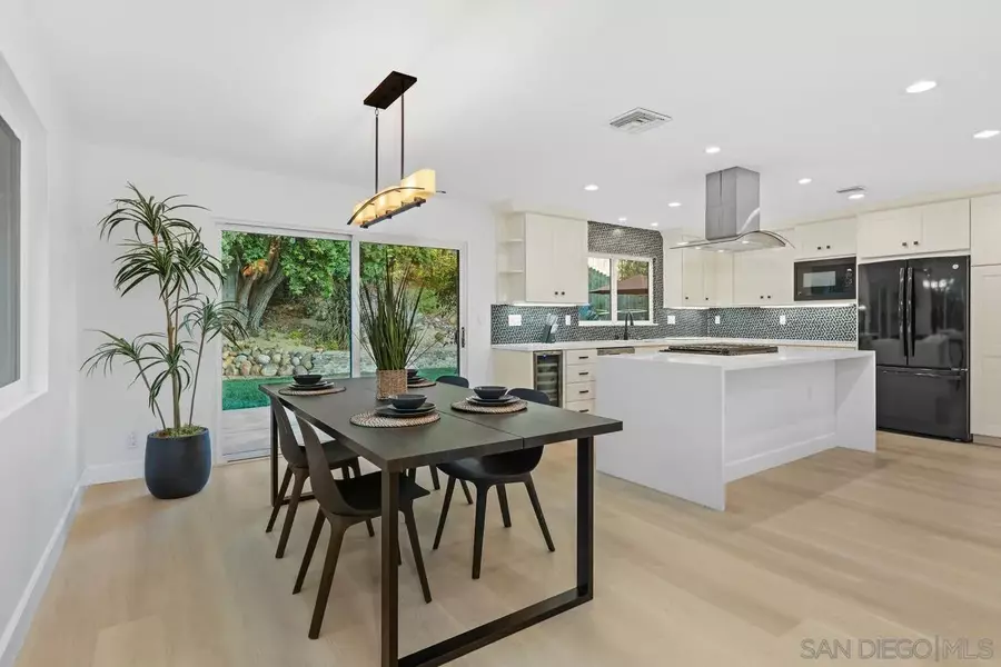 5249 Gaylord Pl, San Diego, CA 92117