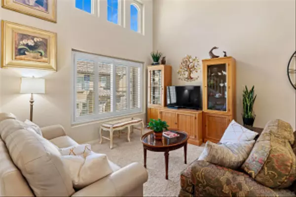 San Diego, CA 92127,10482 Hollingsworth Way #187