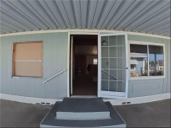 Oceanside, CA 92057,5201 Colonial Way