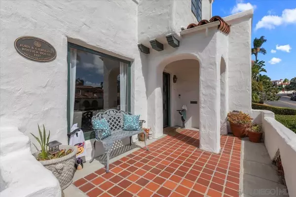 San Diego, CA 92103,2436 Presidio Dr
