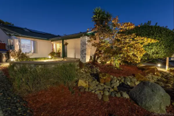 San Diego, CA 92111,2767 Lancha St