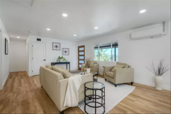 Lemon Grove, CA 91945,2108 El Prado Ave