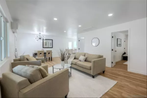 Lemon Grove, CA 91945,2108 El Prado Ave