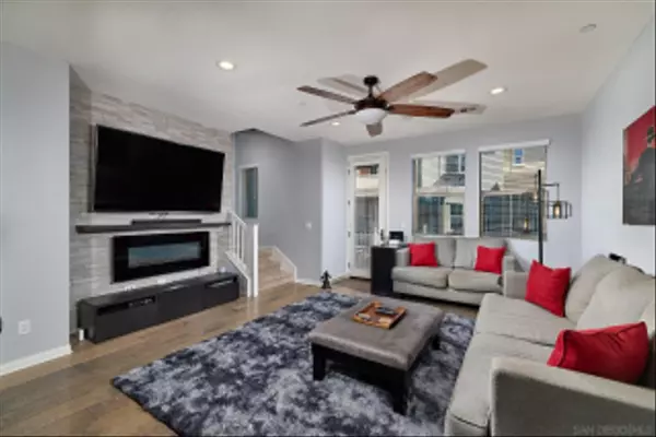 San Diego, CA 92127,16222 Veridian Circle