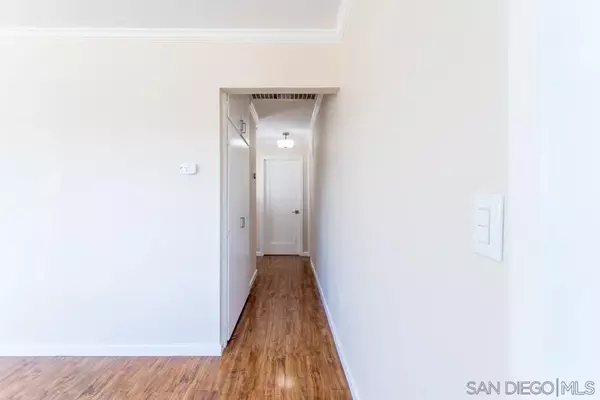 San Diego, CA 92117,3112 Luna Ave