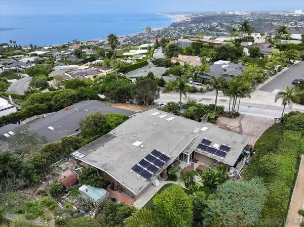 La Jolla, CA 92037,7202 Via Capri
