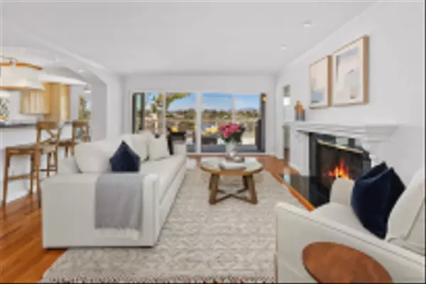 San Diego, CA 92115,4931 Lorraine Dr
