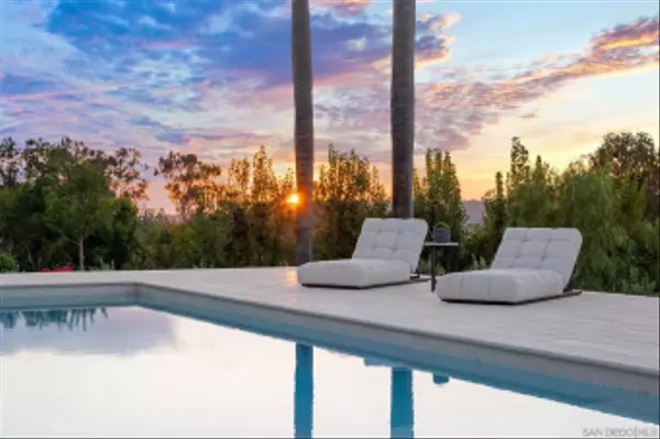 Rancho Santa Fe, CA 92067,6067 Paseo Valencia