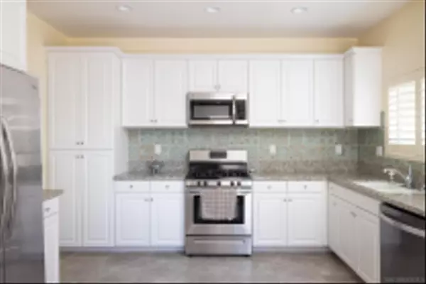 Fallbrook, CA 92028,211 Spotted Saddle Way