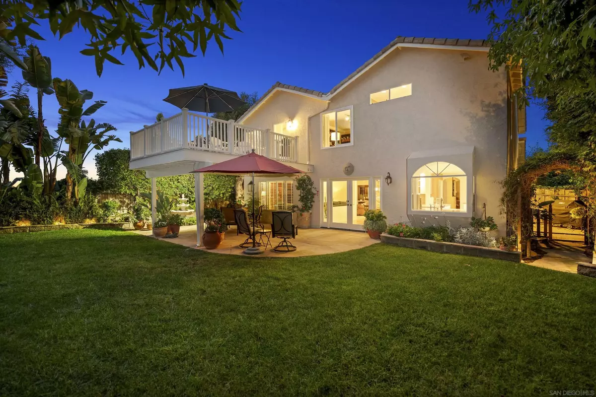 Carlsbad, CA 92009,6502 La Paloma St.