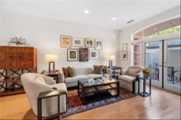 San Diego, CA 92122,5310 Renaissance Ave