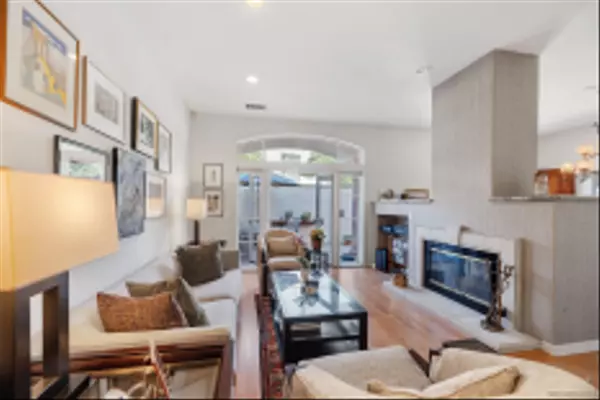 5310 Renaissance Ave, San Diego, CA 92122