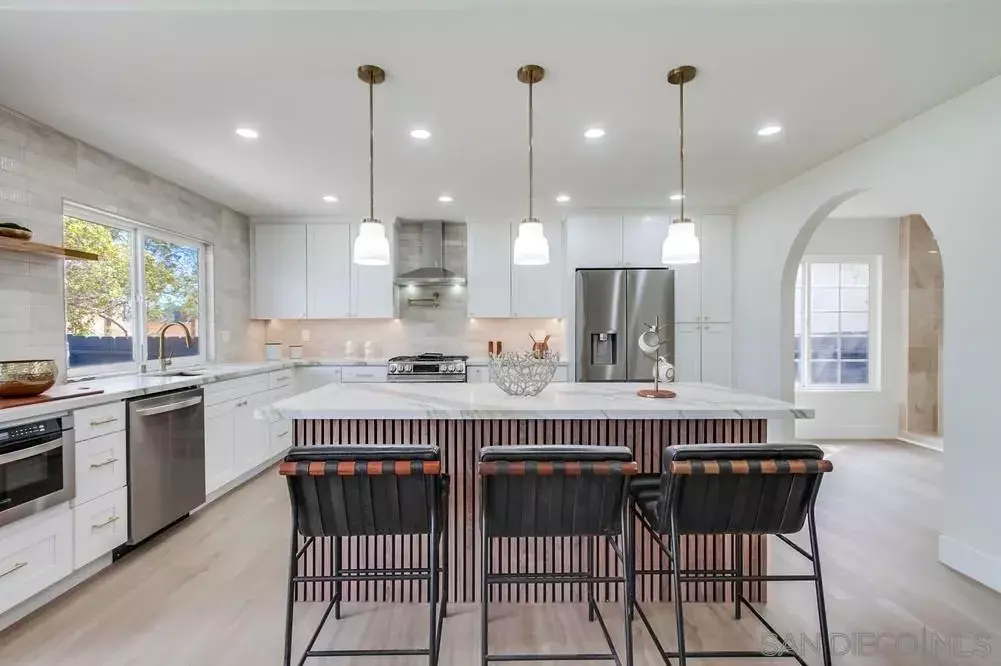 Del Mar, CA 92014,13147 Portofino Dr