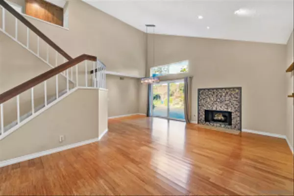 San Diego, CA 92111,3710 Old Cobble Road