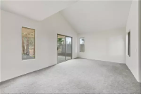 Oceanside, CA 92057,4596 Coronado Drive