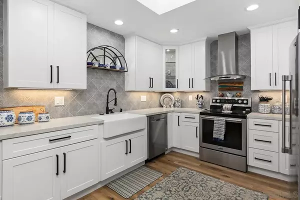 Coronado, CA 92118,821 E Ave