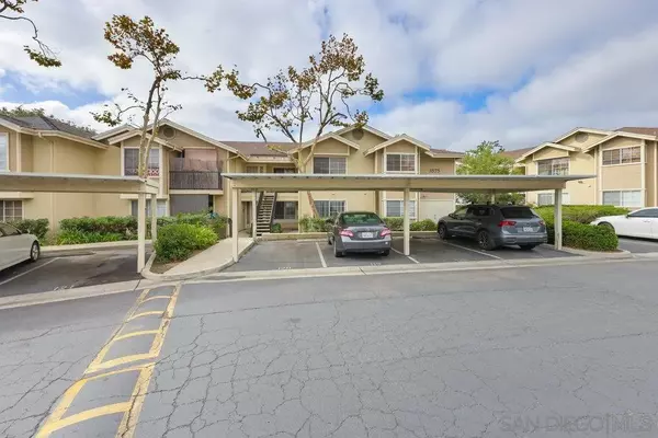 Lemon Grove, CA 91945,3575 Grove St 141 #141