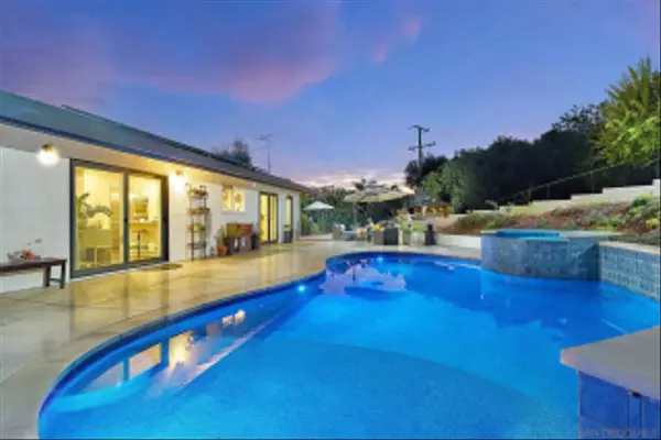 Escondido, CA 92029,660 Via Rancho Pkwy