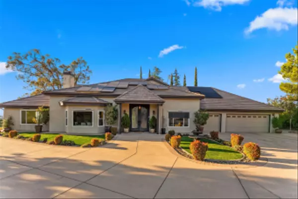 Escondido, CA 92026,29059 Meadow Glen Way W