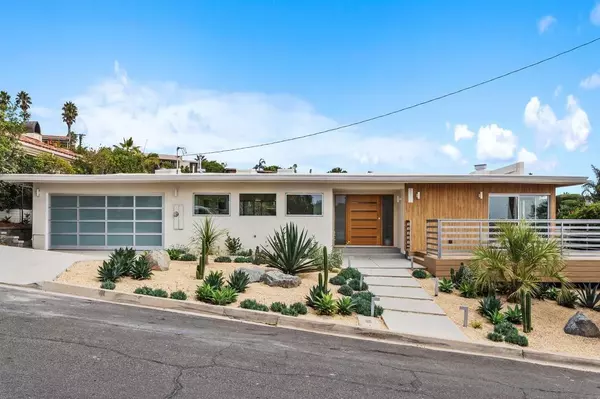 La Jolla, CA 92037,5851 Box Canyon Rd