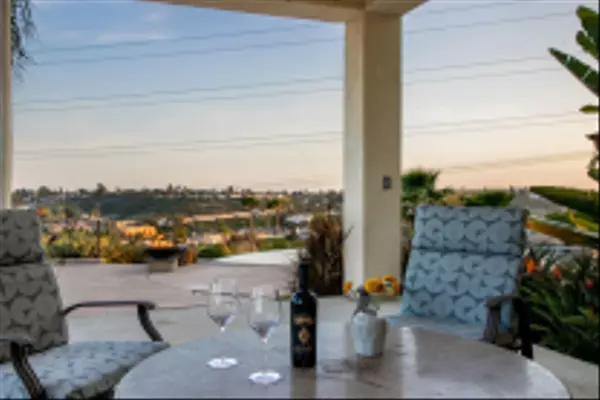 Carlsbad, CA 92009,2922 Managua Place