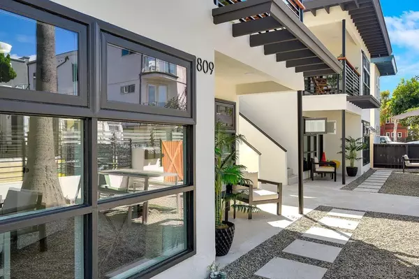San Diego, CA 92109,811 Dover Ct