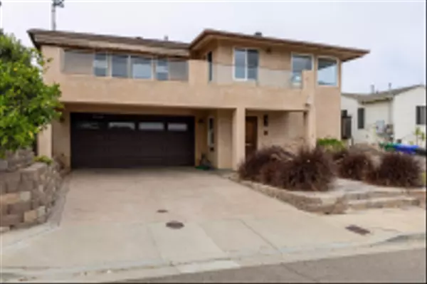 3340 Byron, San Diego, CA 92106