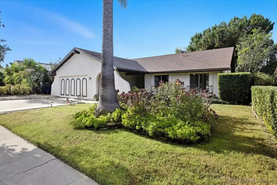 1708 Woodbridge Rd, Escondido, CA 92026