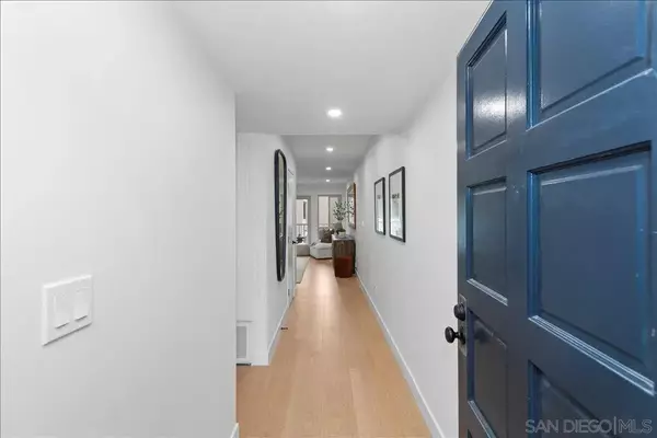 Carlsbad, CA 92008,4747 Marina Dr #23