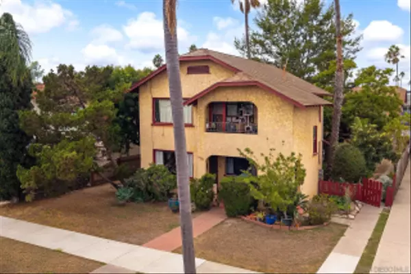 4438-44 Campus, San Diego, CA 92116