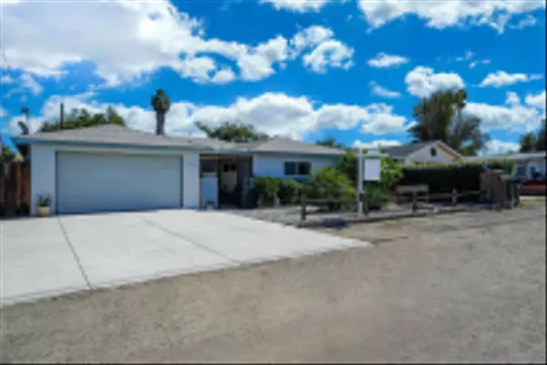 Lakeside, CA 92040,10025 Tamil Rd