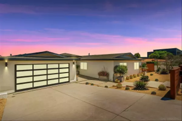 La Jolla, CA 92037,5745 Soledad Mountain Road