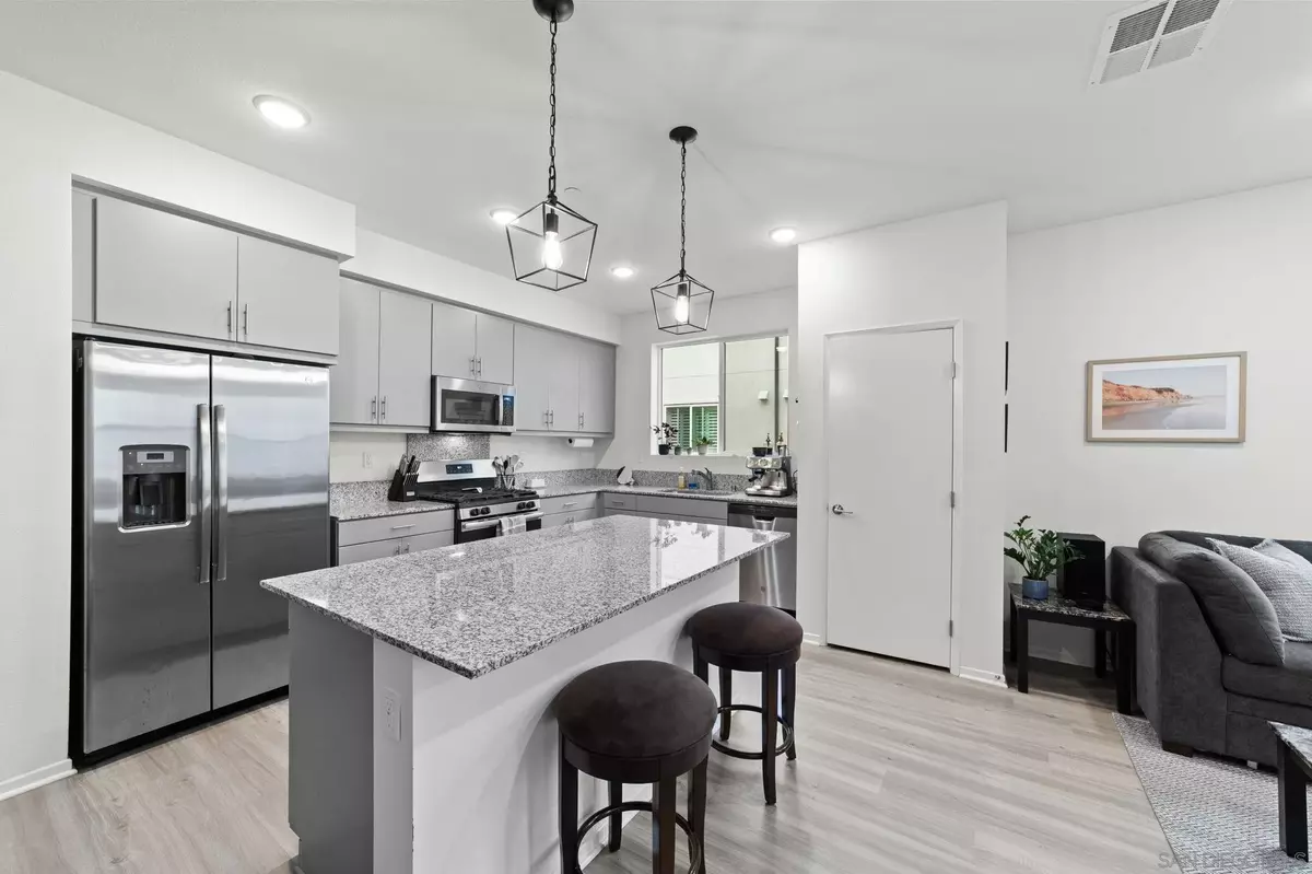 San Diego, CA 92154,5502 Sandcliff Lane #147