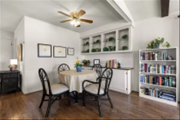 Encinitas, CA 92024,350 N. El Camino Real #50