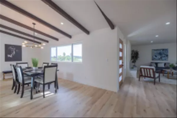 Vista, CA 92081,807 Poinsettia Ave