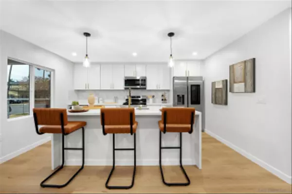 San Diego, CA 92104,3728 Cherokee Ave