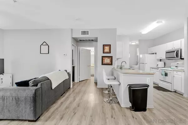 Murrieta, CA 92562,24909 Madison Avenue #3513
