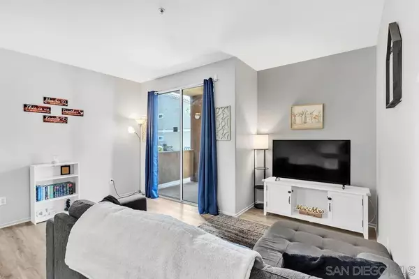 Murrieta, CA 92562,24909 Madison Avenue #3513