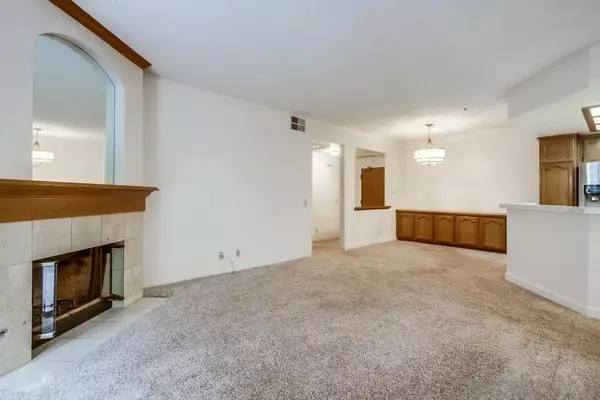 San Diego, CA 92110,5865 Friars Rd #3113