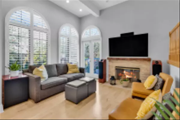 San Diego, CA 92103,3009 Union St #18