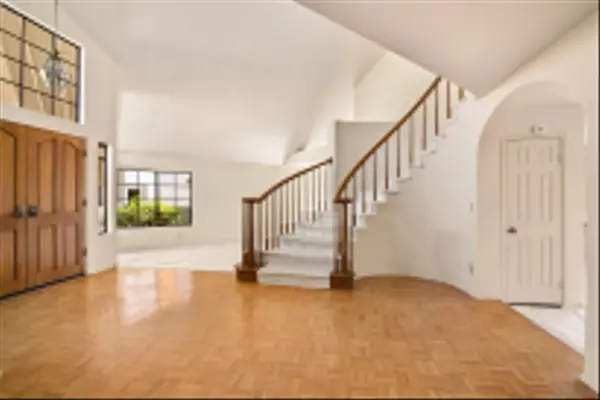 San Diego, CA 92130,3970 Santa Nella Pl