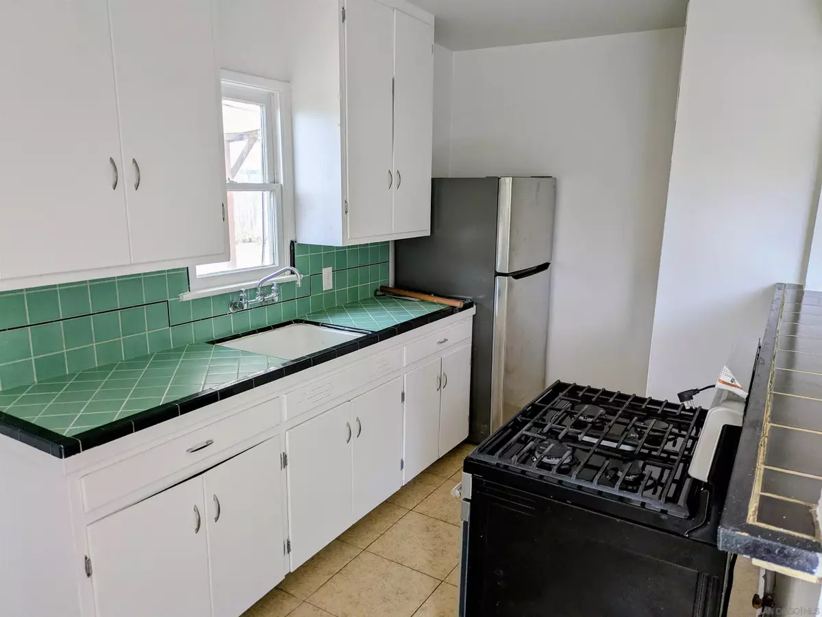 Oceanside, CA 92054,914 S Myers