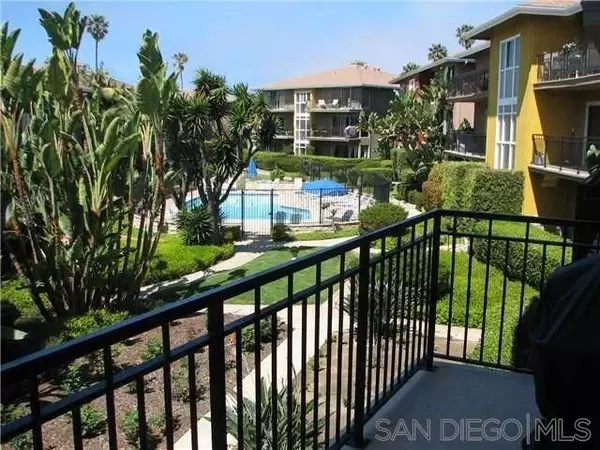 San Diego, CA 92037,5357 La Jolla Blvd #29