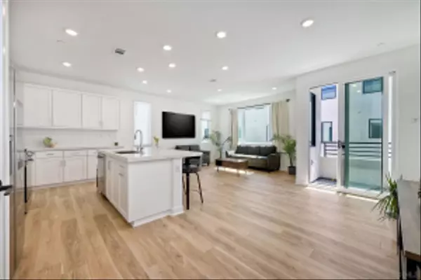 San Diego, CA 92154,2301 Acara Cir #1-2