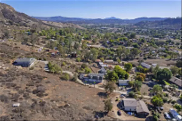 Lakeside, CA 92040,11535 Rocky Ln
