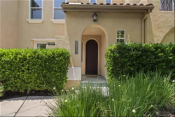 San Diego, CA 92108,2517 Escala Circle