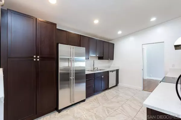 Chula Vista, CA 91910,31 Bonita Rd