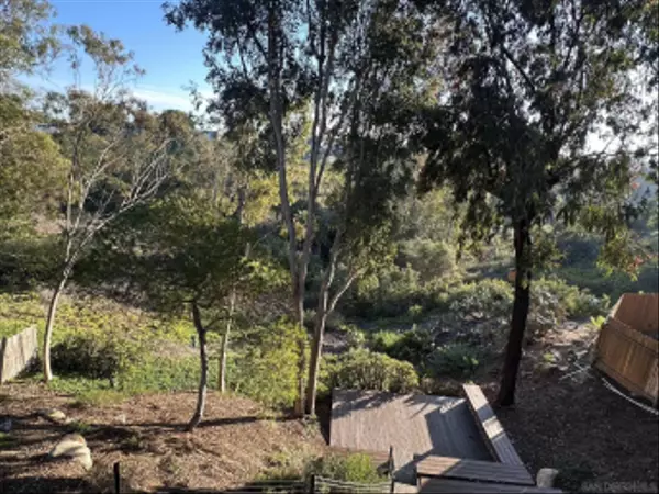 San Diego, CA 92117,3653 Jennifer St