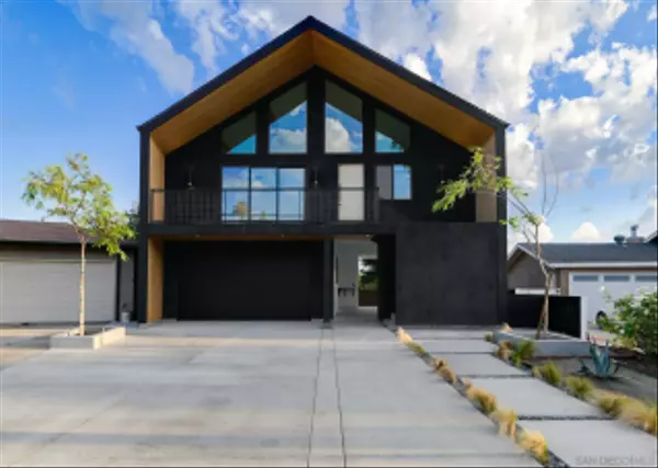 9243 Southern Rd #A, La Mesa, CA 91942